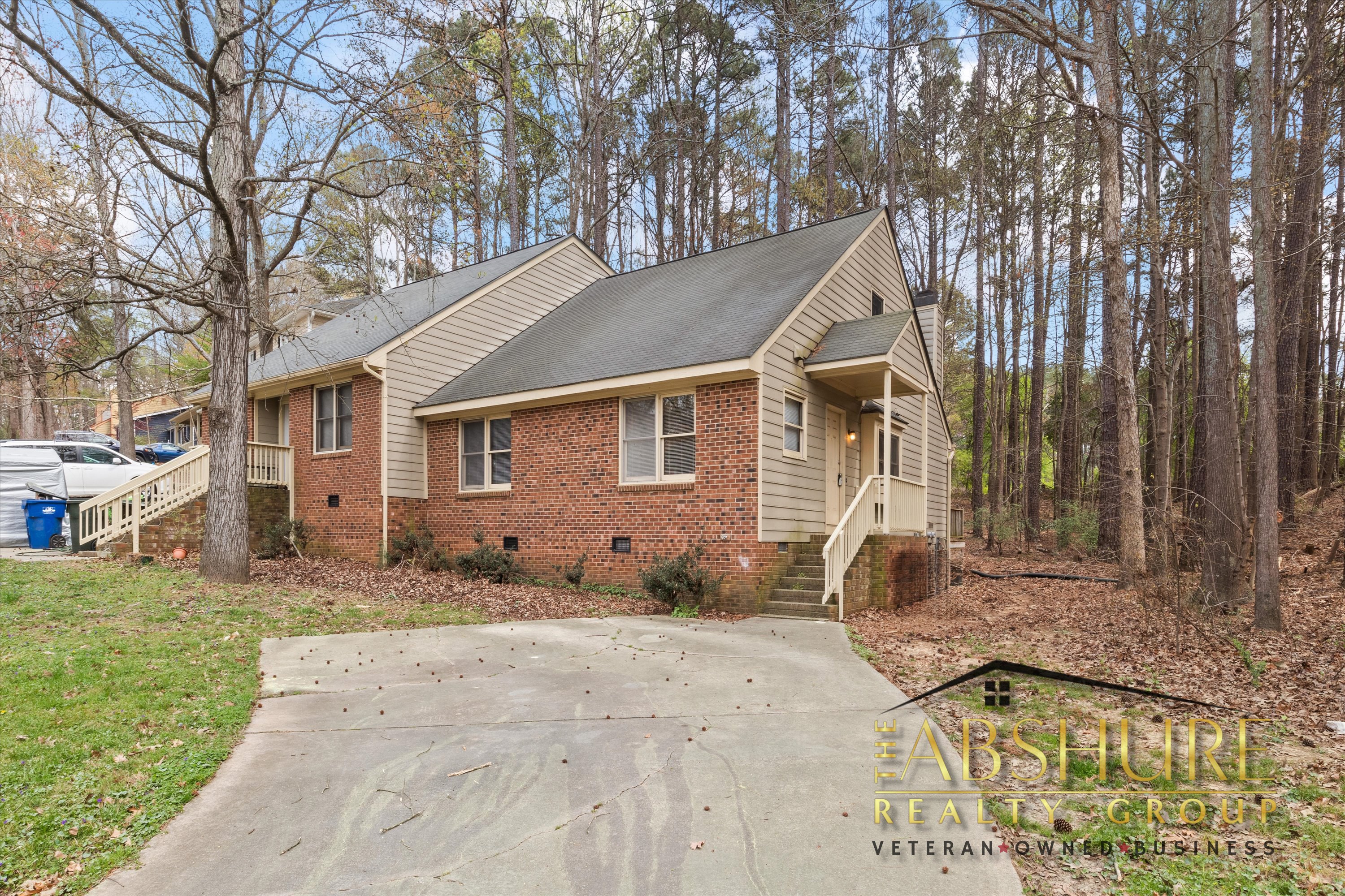 5537 Kaplan Drive